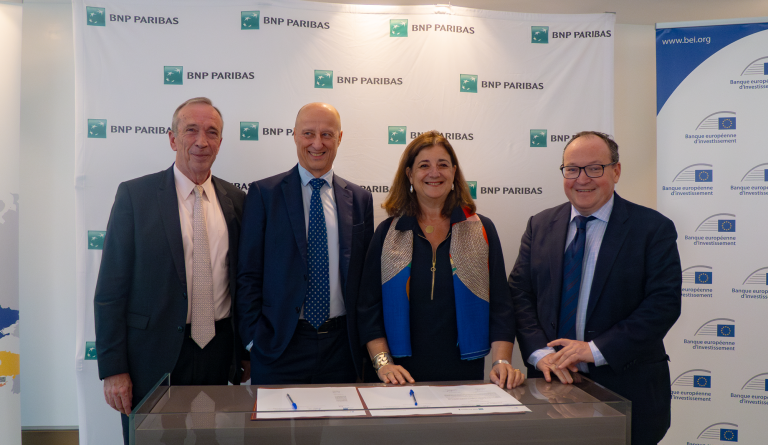 La BEI et BNP Paribas Personal Finance unissent leurs forces pour accélerer la transition énergétique en France !